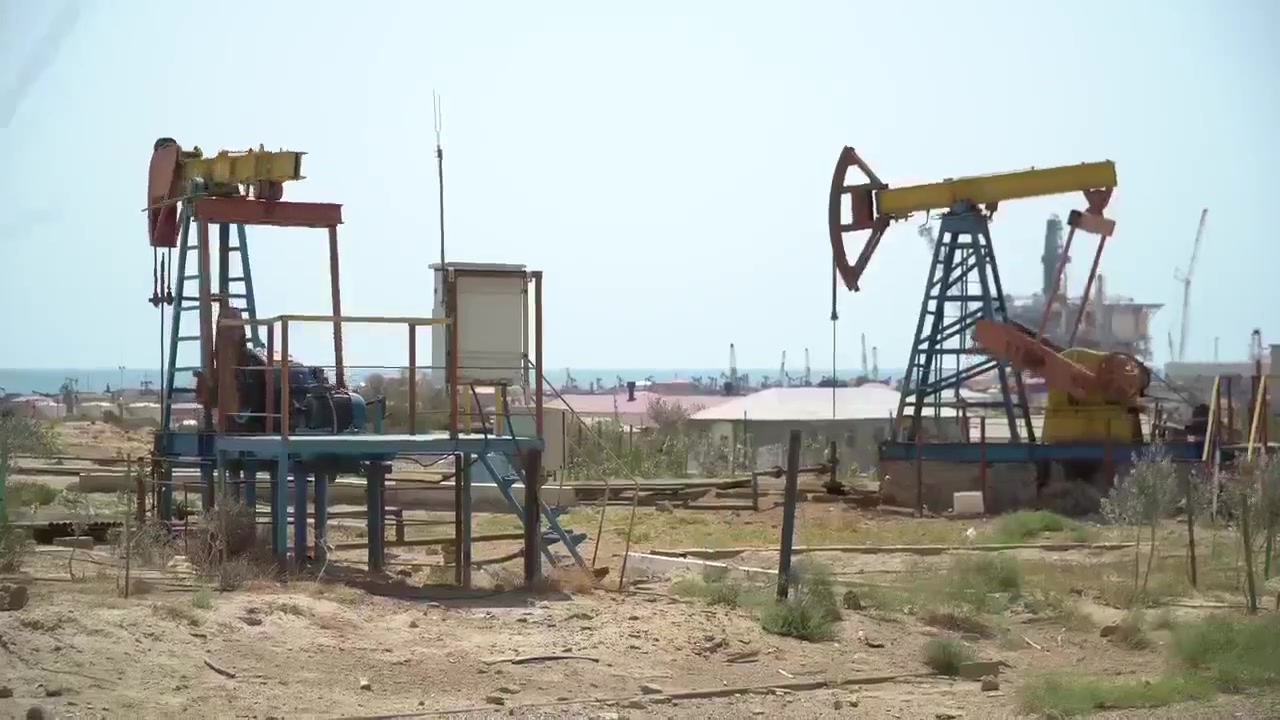 OPEC+, 2026년 7월 긴급회의서 원유 감산 연장 합의…유가·물가 파장은 동영상 썸네일