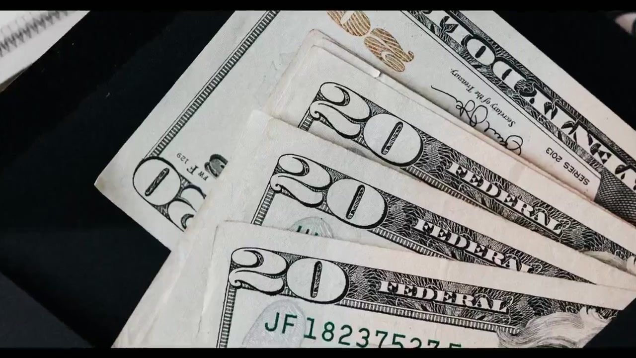설 상여금과 세뱃돈 200% 활용 전략: 파킹통장, 소수점 투자 그리고 카지노 자금 관리의 경제학 동영상 썸네일