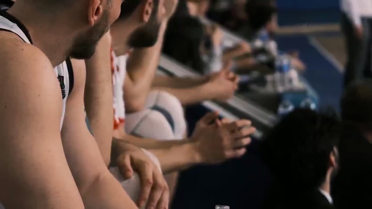 [NBA 정밀분석] 4월 15일 플레이인 토너먼트: 대륙 횡단 원정팀의 생체리듬 파괴와 1쿼터 야투율 급락에 따른 초반 언더(Under) 배팅 전략 동영상 썸네일